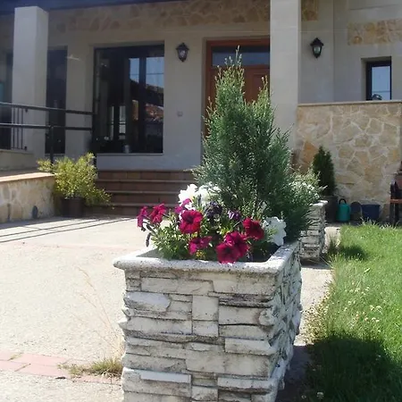 Hotel Rural La Henera 3*