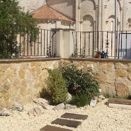 Rural La Henera Hotel