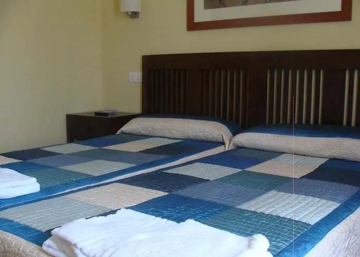 Hotel Rural La Henera 3*