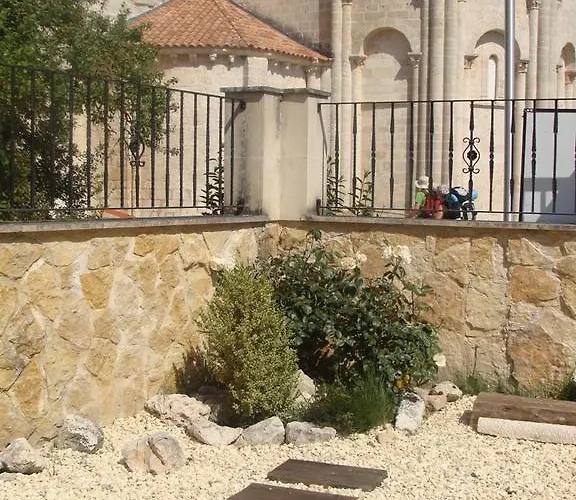 Rural La Henera Hotel