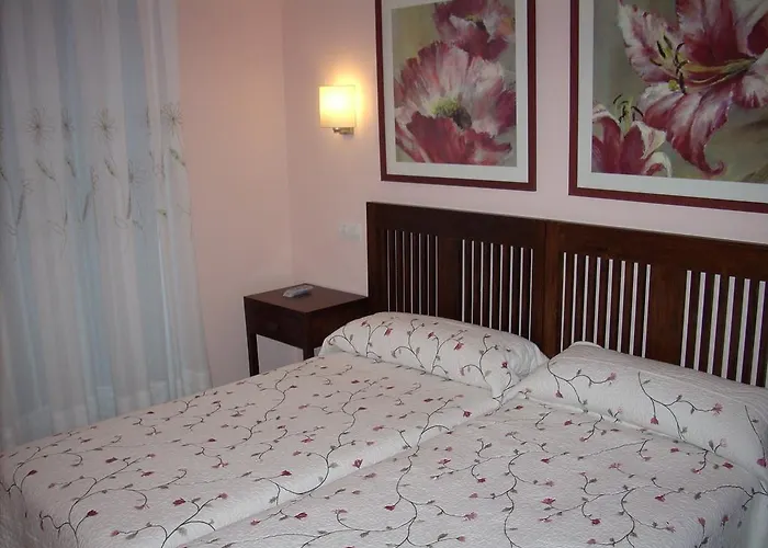 Rural La Henera Hotel