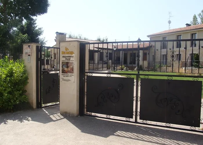 Hotel Rural La Henera 3*